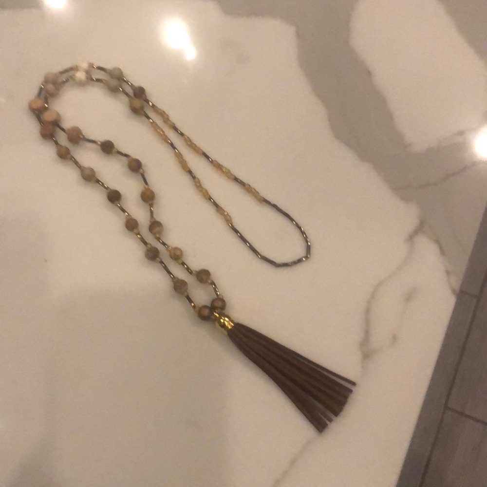 Pendant necklace